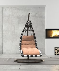 Hängeliege aus Polyrattan mit Gestell