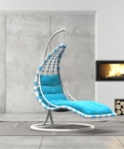 Hängeliege aus Polyrattan mit Gestell