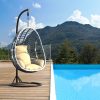 Hängesessel aus Polyrattan mit Gestell