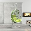 Hängesessel aus Polyrattan mit Gestell