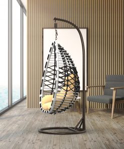 Hängesessel aus Polyrattan mit Gestell